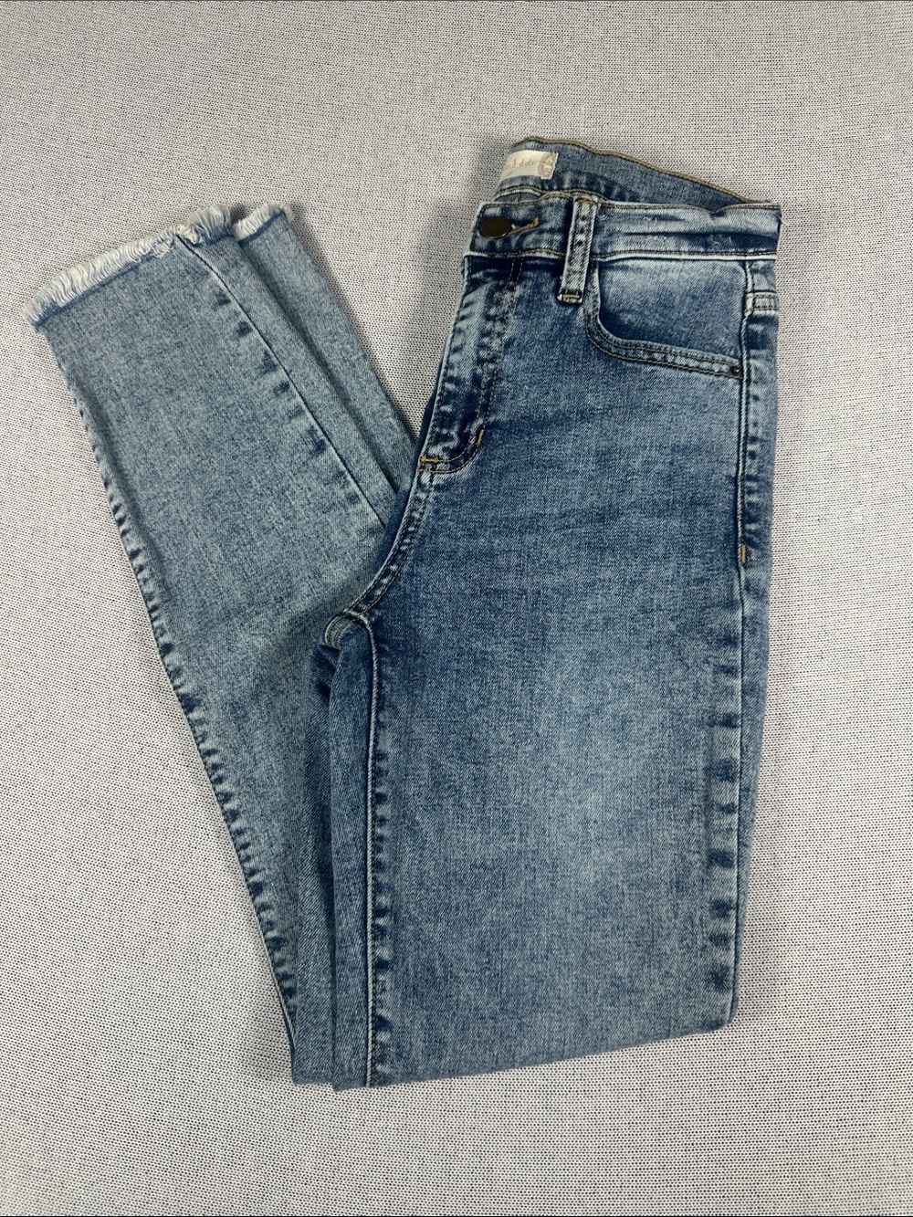 Altar'd State Jeans Acid Wash Distressed Skinny Denim Stretch Raw Hem Size 25